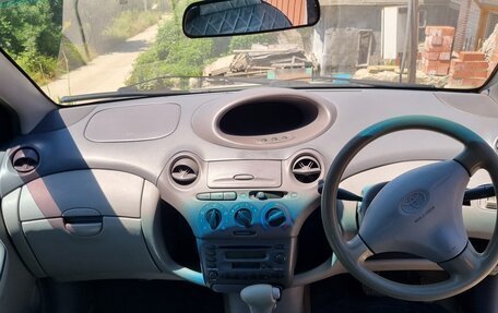 Toyota Platz, 2000 год, 400 000 рублей, 3 фотография