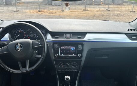 Skoda Rapid I, 2018 год, 1 250 000 рублей, 10 фотография