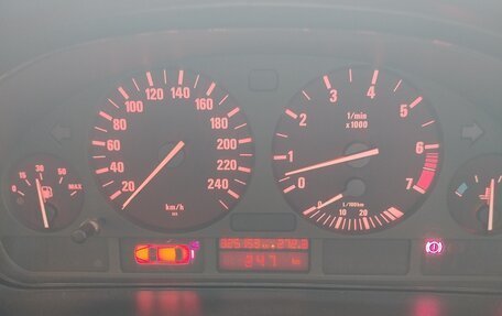 BMW 5 серия, 2001 год, 650 000 рублей, 13 фотография