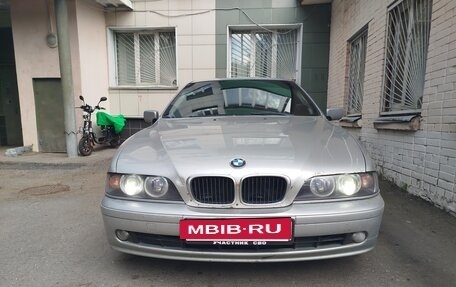 BMW 5 серия, 2001 год, 650 000 рублей, 8 фотография