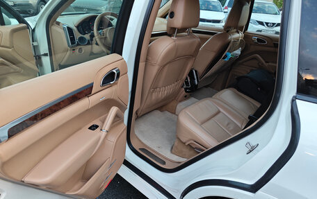 Porsche Cayenne III, 2010 год, 2 680 000 рублей, 11 фотография