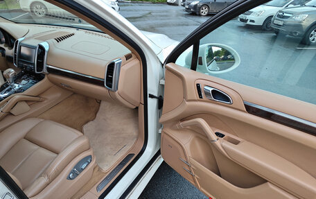Porsche Cayenne III, 2010 год, 2 680 000 рублей, 13 фотография
