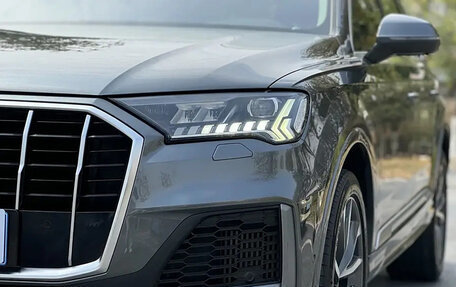 Audi Q7, 2020 год, 5 000 000 рублей, 16 фотография