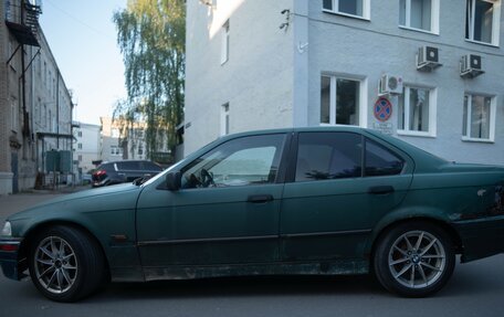BMW 3 серия, 1995 год, 250 000 рублей, 4 фотография