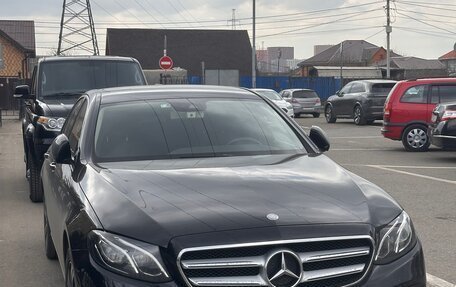 Mercedes-Benz E-Класс, 2016 год, 3 900 000 рублей, 2 фотография