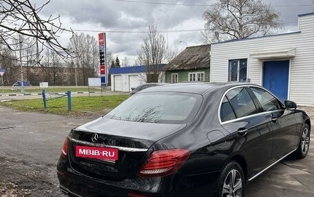 Mercedes-Benz E-Класс, 2016 год, 3 900 000 рублей, 4 фотография