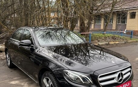 Mercedes-Benz E-Класс, 2016 год, 3 900 000 рублей, 3 фотография