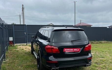 Mercedes-Benz GL-Класс, 2014 год, 2 150 000 рублей, 3 фотография