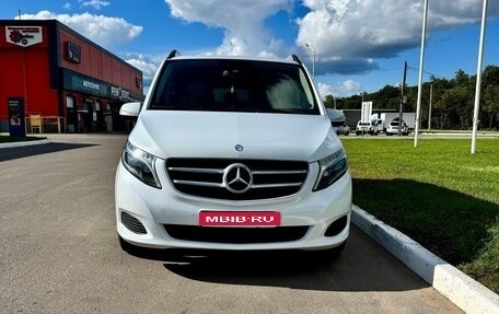 Mercedes-Benz V-Класс, 2014 год, 3 200 000 рублей, 1 фотография