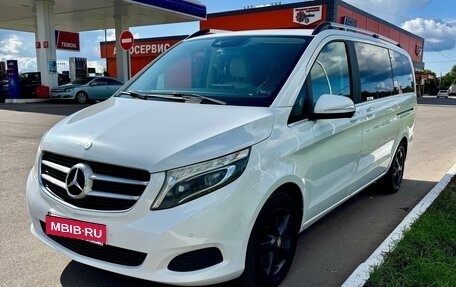 Mercedes-Benz V-Класс, 2014 год, 3 200 000 рублей, 4 фотография