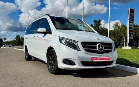 Mercedes-Benz V-Класс, 2014 год, 3 200 000 рублей, 3 фотография