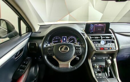 Lexus NX I, 2019 год, 3 595 000 рублей, 19 фотография