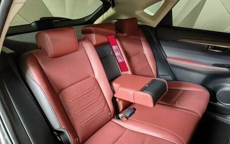 Lexus NX I, 2019 год, 3 595 000 рублей, 16 фотография