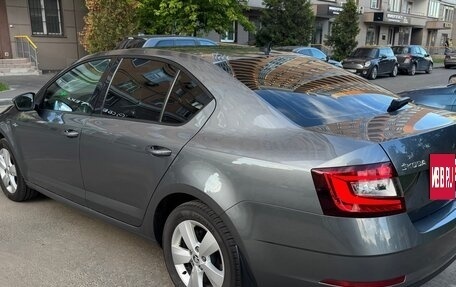 Skoda Octavia, 2018 год, 1 985 000 рублей, 3 фотография