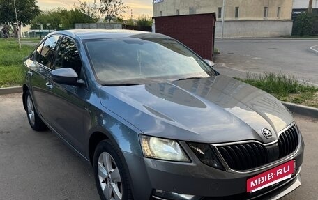 Skoda Octavia, 2018 год, 1 985 000 рублей, 6 фотография