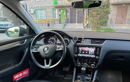 Skoda Octavia, 2018 год, 1 985 000 рублей, 10 фотография