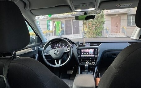 Skoda Octavia, 2018 год, 1 985 000 рублей, 13 фотография