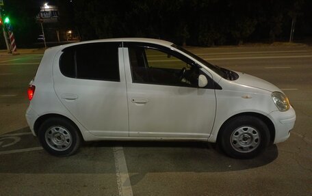 Toyota Vitz, 2004 год, 420 000 рублей, 2 фотография