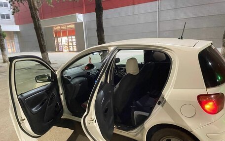 Toyota Vitz, 2004 год, 420 000 рублей, 12 фотография
