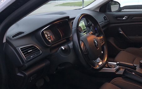 Renault Megane IV, 2019 год, 1 750 000 рублей, 7 фотография