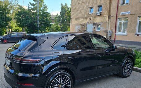Porsche Cayenne III, 2018 год, 7 680 000 рублей, 16 фотография