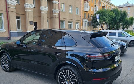 Porsche Cayenne III, 2018 год, 7 680 000 рублей, 15 фотография