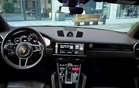 Porsche Cayenne III, 2018 год, 7 680 000 рублей, 9 фотография