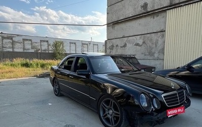 Mercedes-Benz E-Класс, 1997 год, 500 000 рублей, 1 фотография