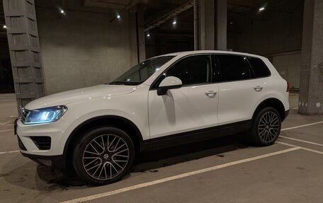 Volkswagen Touareg III, 2015 год, 2 750 000 рублей, 3 фотография