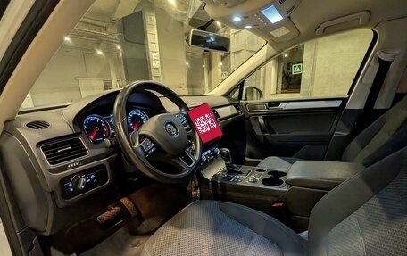 Volkswagen Touareg III, 2015 год, 2 750 000 рублей, 15 фотография