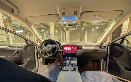 Volkswagen Touareg III, 2015 год, 2 750 000 рублей, 18 фотография
