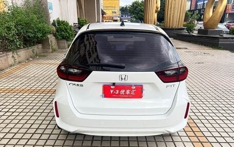 Honda Fit, 2022 год, 1 250 000 рублей, 5 фотография