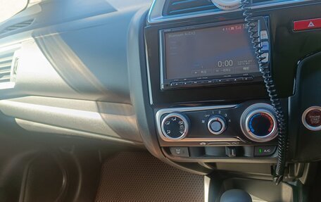Honda Fit III, 2013 год, 1 180 000 рублей, 10 фотография