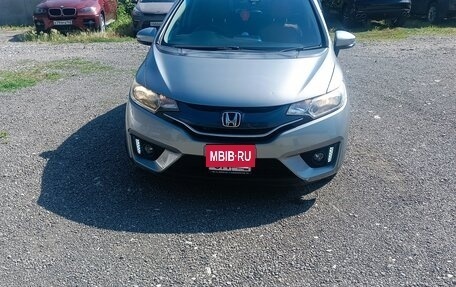 Honda Fit III, 2013 год, 1 180 000 рублей, 4 фотография