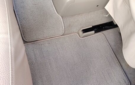 Nissan Tiida, 2011 год, 750 000 рублей, 25 фотография
