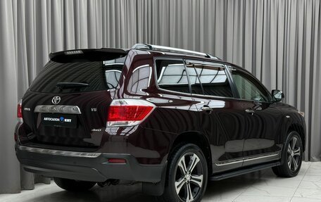 Toyota Highlander III, 2013 год, 2 059 000 рублей, 4 фотография
