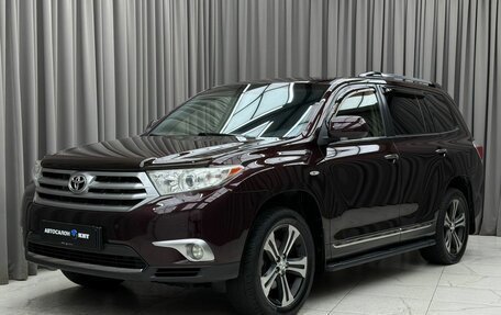 Toyota Highlander III, 2013 год, 2 059 000 рублей, 1 фотография