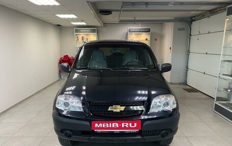Chevrolet Niva I рестайлинг, 2018 год, 760 000 рублей, 2 фотография