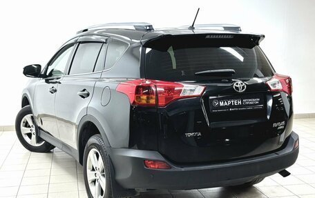 Toyota RAV4, 2015 год, 1 829 000 рублей, 6 фотография
