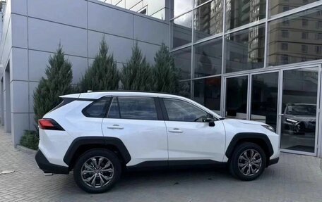Toyota RAV4, 2025 год, 4 450 000 рублей, 4 фотография