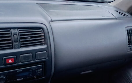 Nissan Almera, 1998 год, 250 000 рублей, 12 фотография