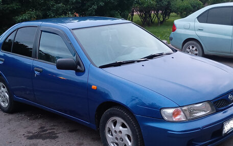 Nissan Almera, 1998 год, 250 000 рублей, 2 фотография
