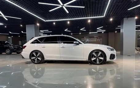 Audi A4, 2022 год, 3 860 111 рублей, 5 фотография
