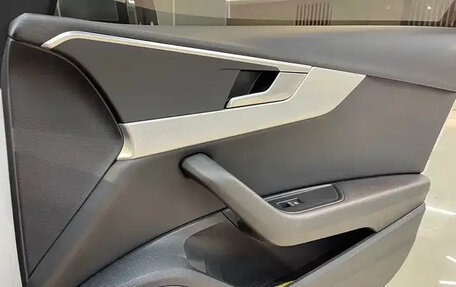 Audi A4, 2022 год, 3 860 111 рублей, 15 фотография