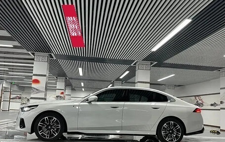 BMW 5 серия, 2024 год, 5 900 111 рублей, 7 фотография