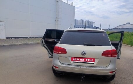 Volkswagen Touareg III, 2011 год, 2 000 000 рублей, 8 фотография