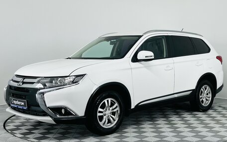 Mitsubishi Outlander III рестайлинг 3, 2015 год, 1 590 000 рублей, 1 фотография