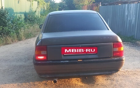 Opel Vectra A, 1988 год, 95 000 рублей, 4 фотография