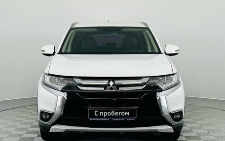 Mitsubishi Outlander III рестайлинг 3, 2015 год, 1 590 000 рублей, 2 фотография