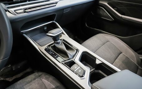 Geely Emgrand, 2024 год, 2 393 990 рублей, 11 фотография